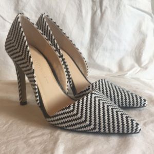 Banana Republic D’Orsay black and white heels